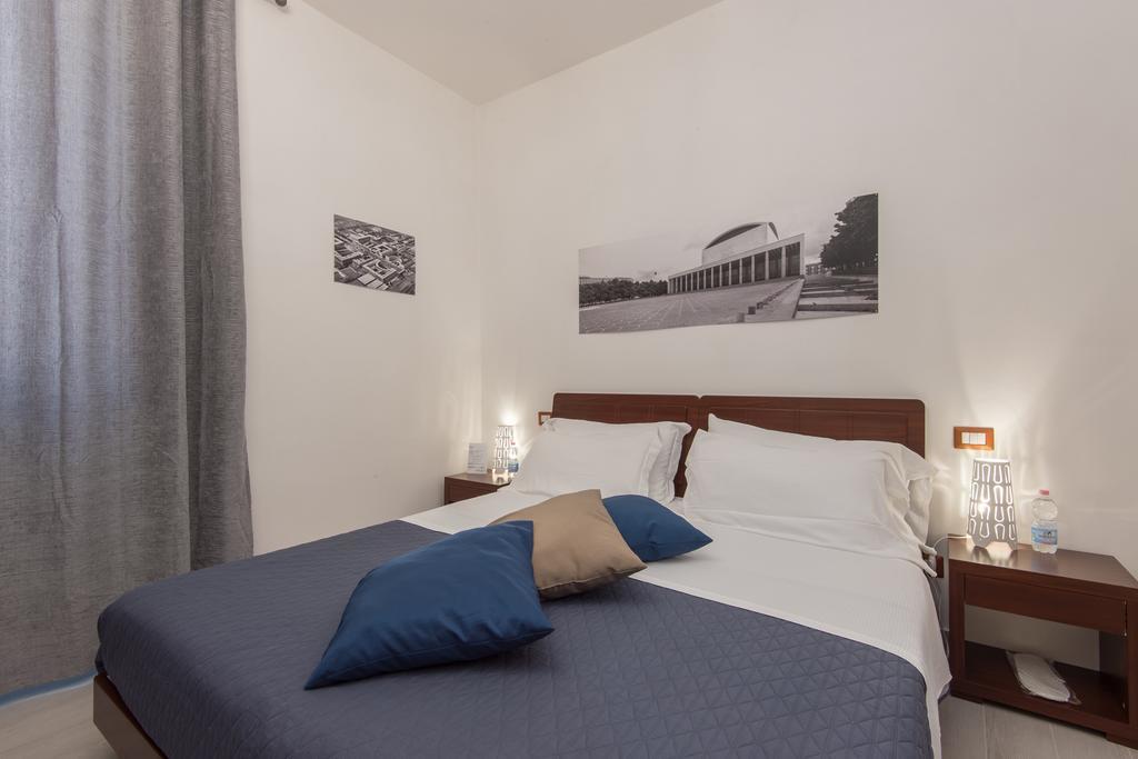 Eroom42 Guest House Rome Bagian luar foto