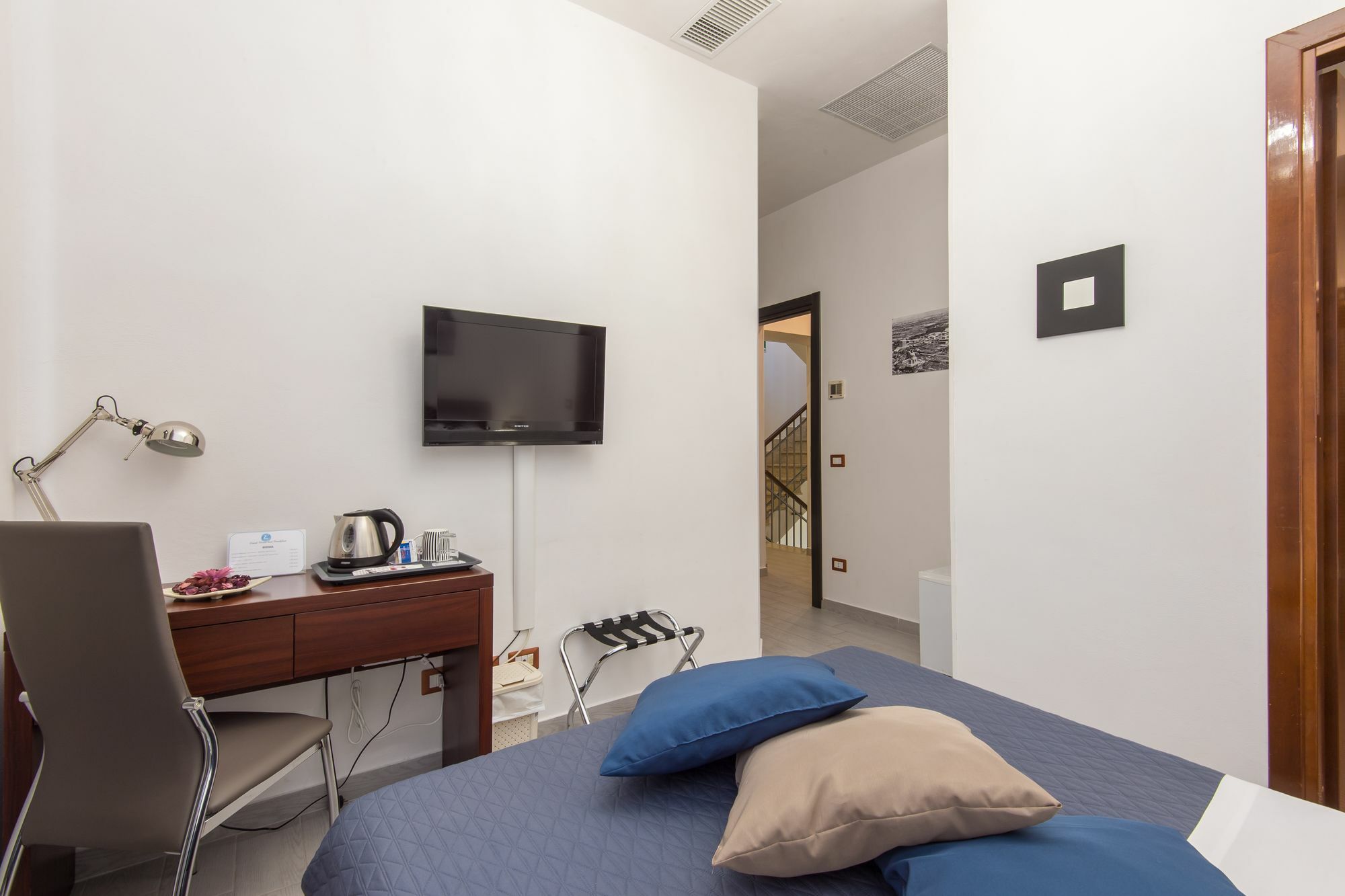 Eroom42 Guest House Rome Bagian luar foto