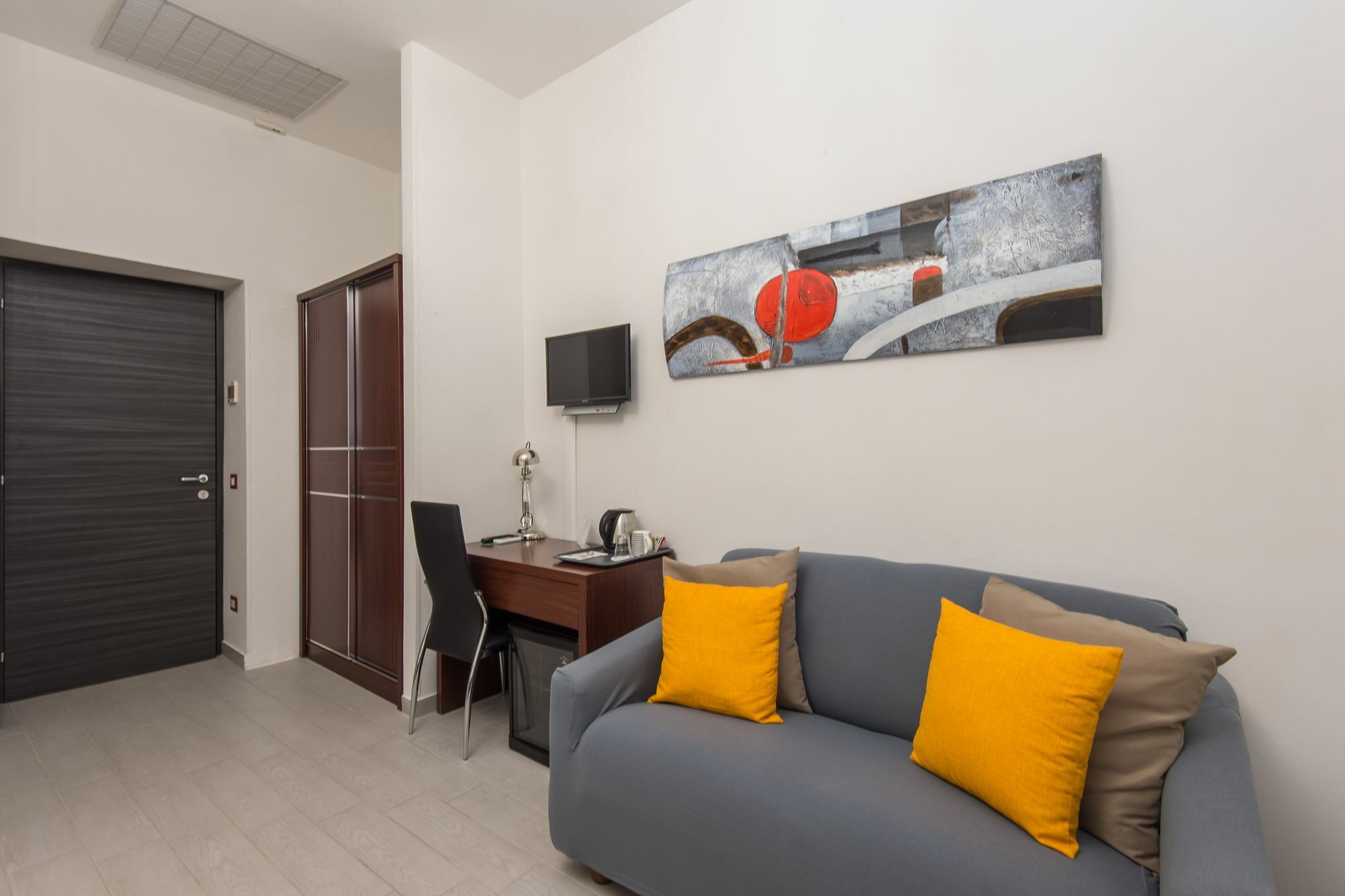 Eroom42 Guest House Rome Bagian luar foto