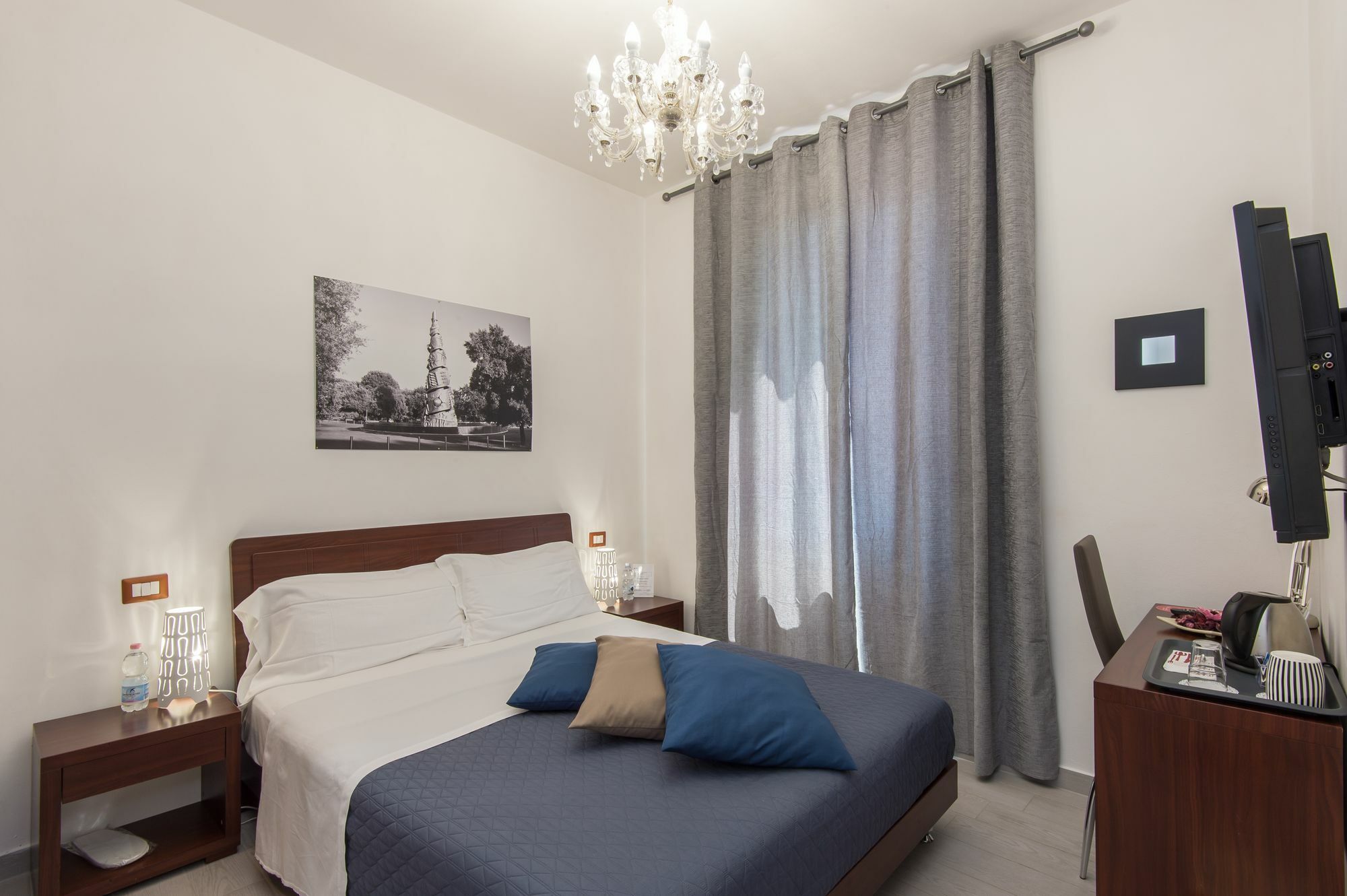 Eroom42 Guest House Rome Bagian luar foto