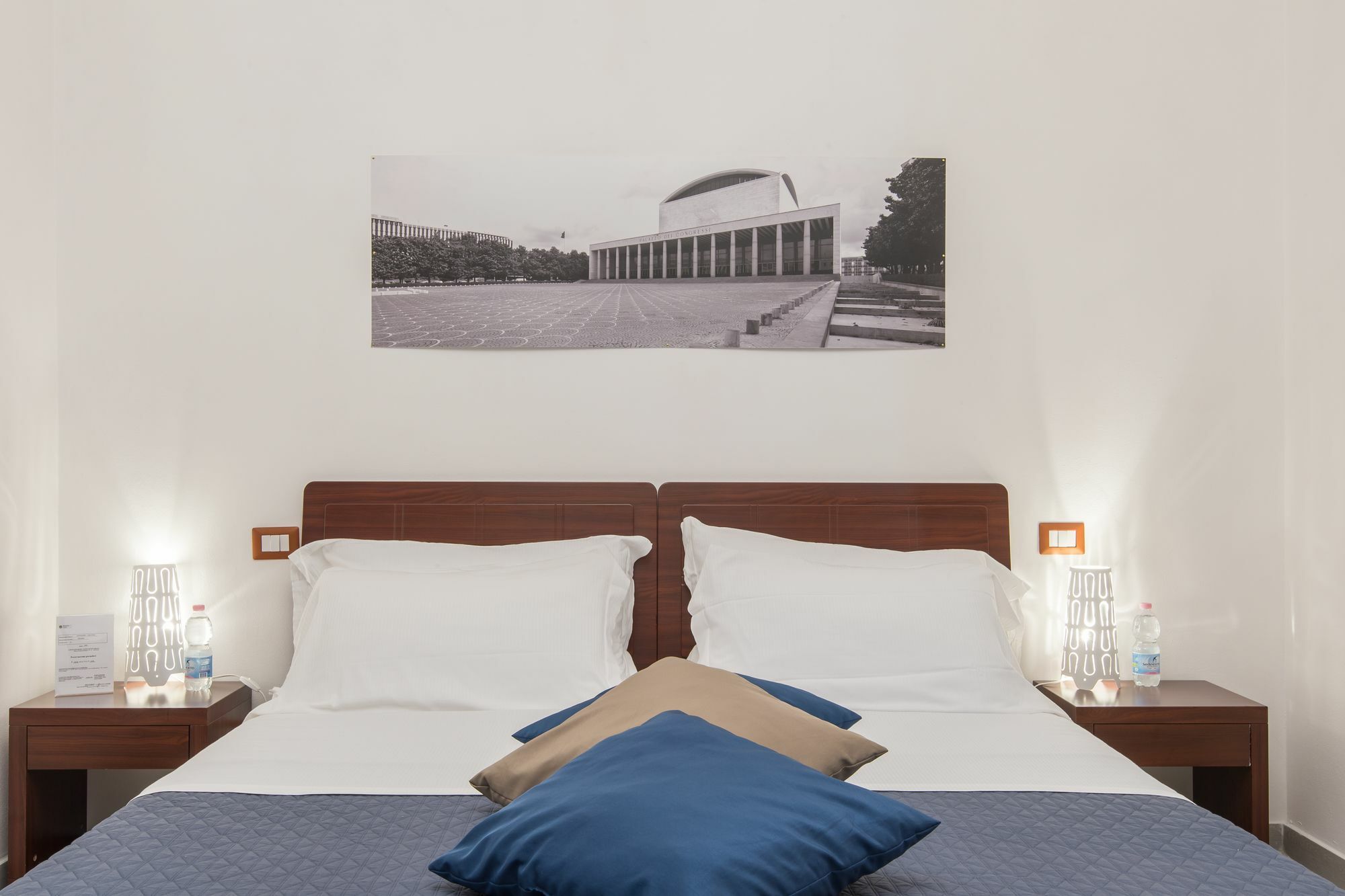 Eroom42 Guest House Rome Bagian luar foto